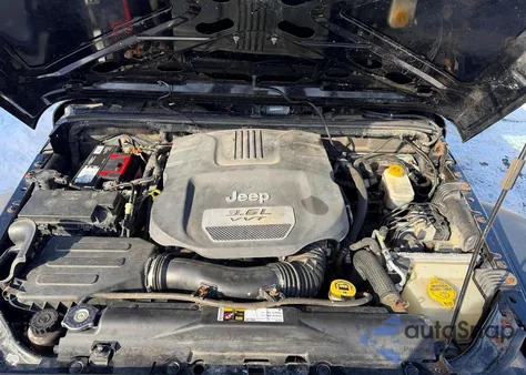 2012 Jeep Wrangler Unlimited Sport z USA, uszkodzony, nr VIN 1C4BJWDG3CL260184